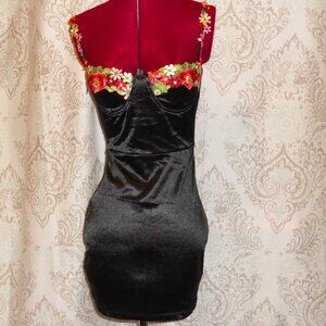 NWT Windsor S Black Spaghetti Strap Bodycon Mini Dress Floral Appliques
